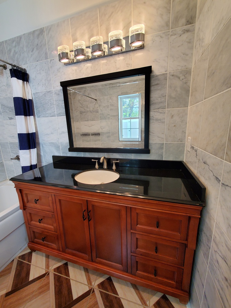 Central Bathroom